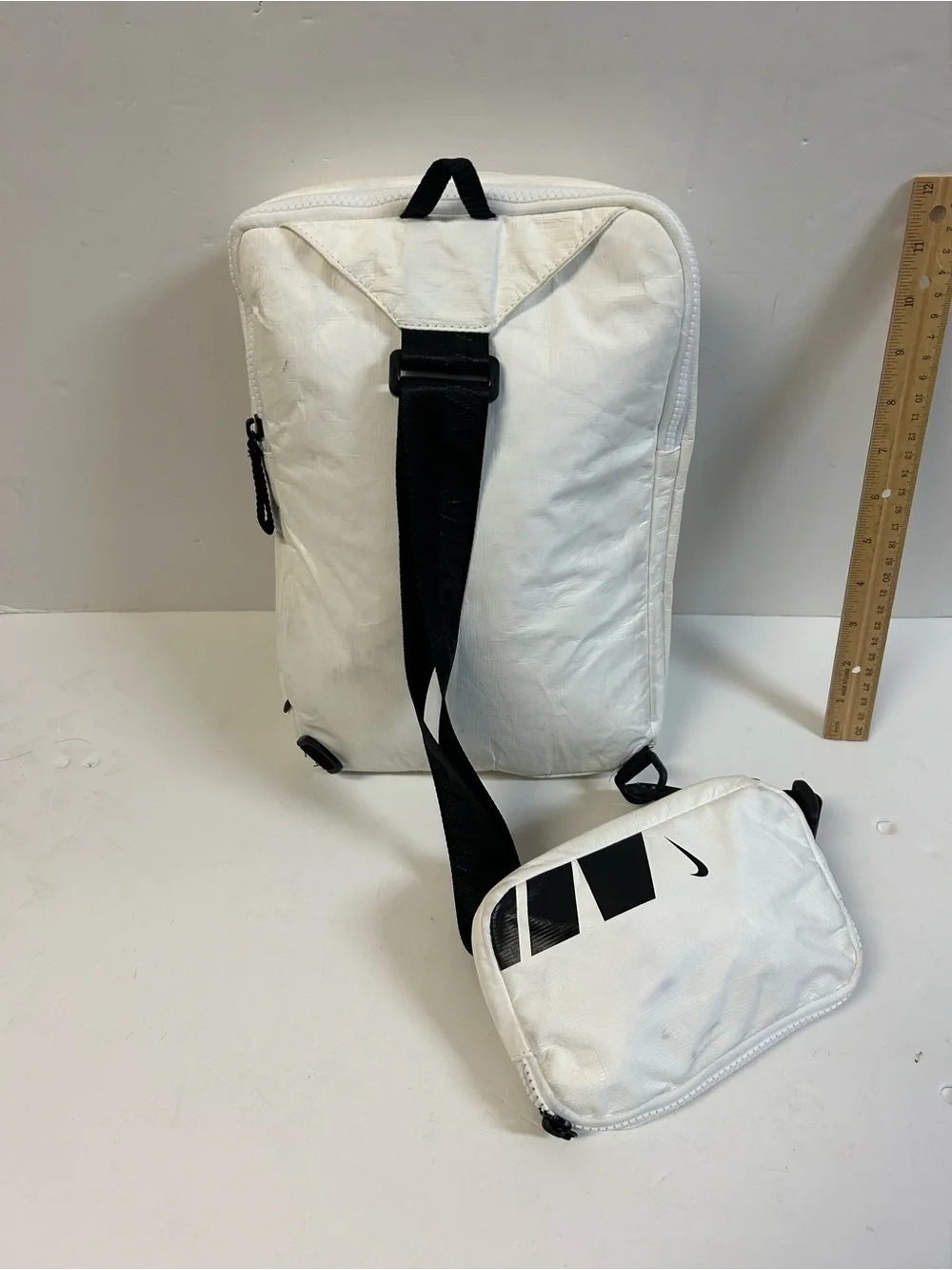 Nike White and Black Sling Crossbody Bag with Small Pouch